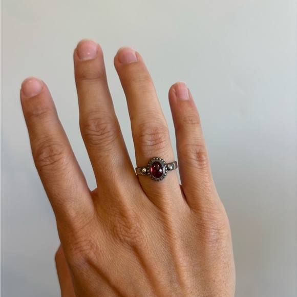 Vintage Garnet 925 Sterling Silver Southwestern Ring Size 6 - Picture 6 of 8